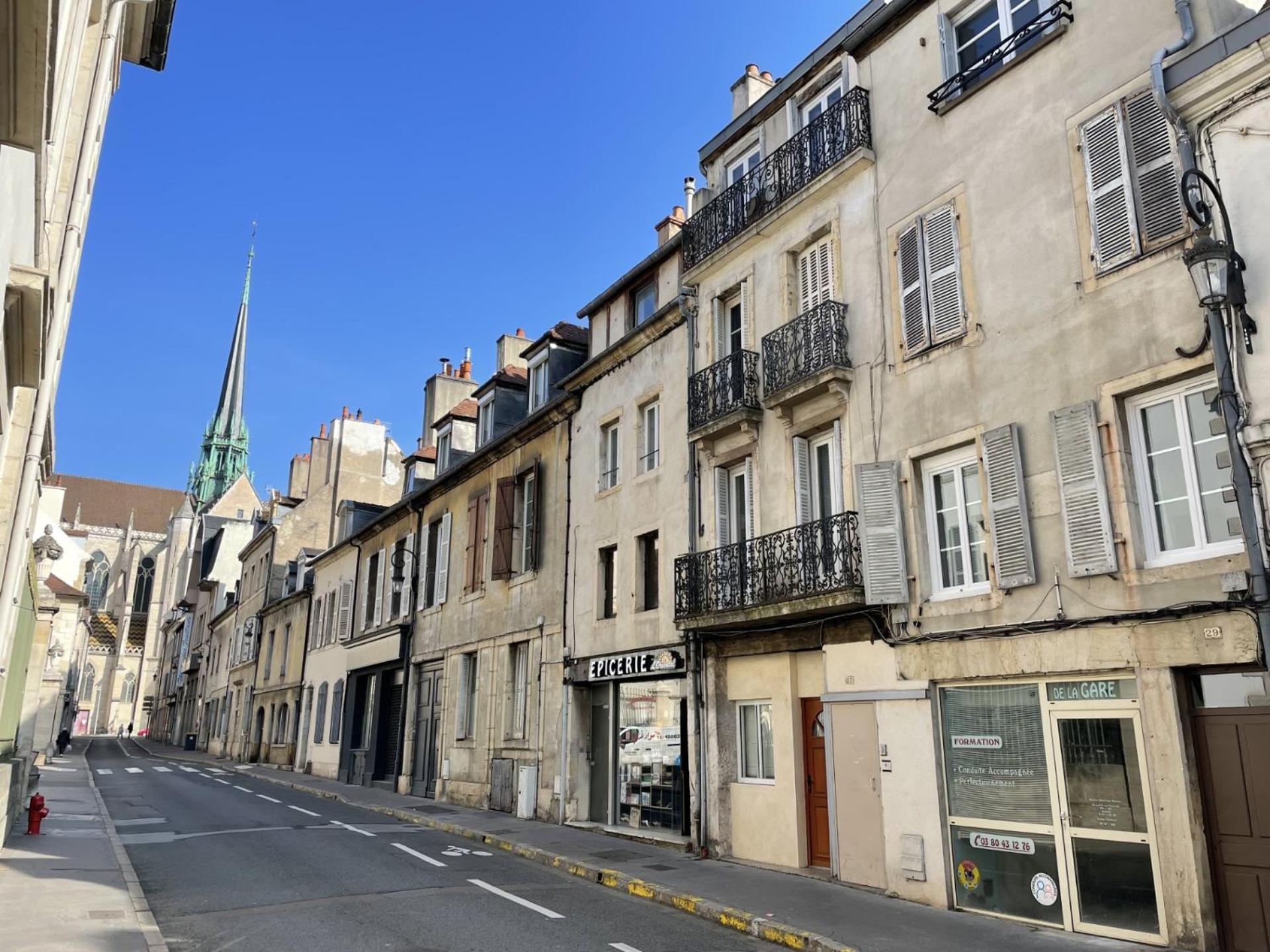 Sous Le Chene Bleu - Appartement Cosy Au Coeur De Dijon Kültér fotó